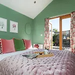 Appleby 24